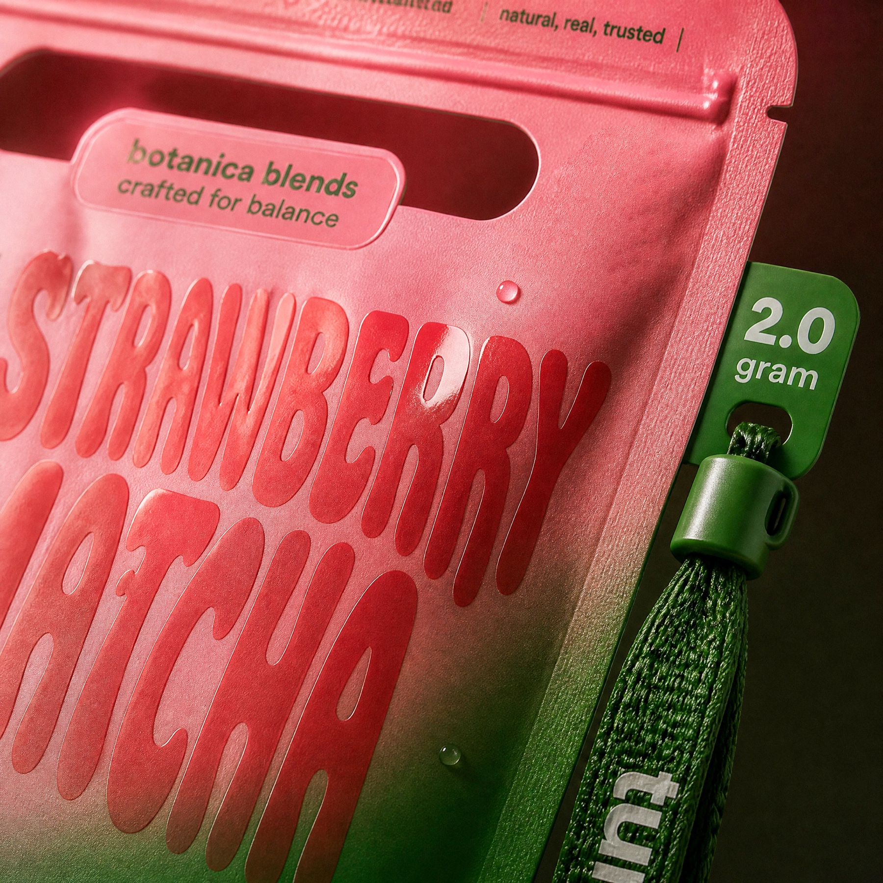 TURN Matcha · Morango — Bebidas · Design de Embalagem · CGI
